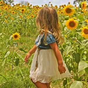 Meet your Posher, Constance